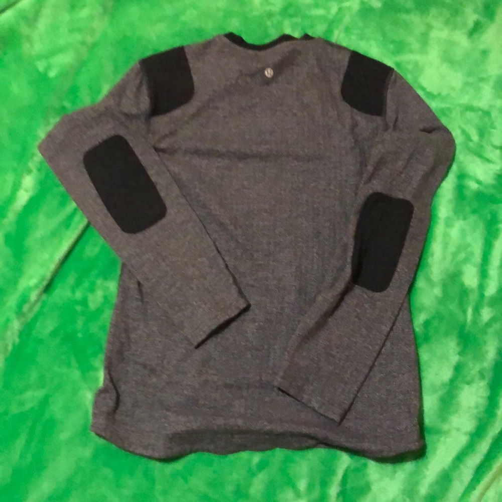 Sweatshirt - Picture 2 of 2